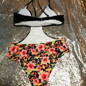 SHEIN One Piece Swimsuit.